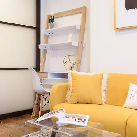 69-4A Quality New Prime Lower East East 1Br Apt